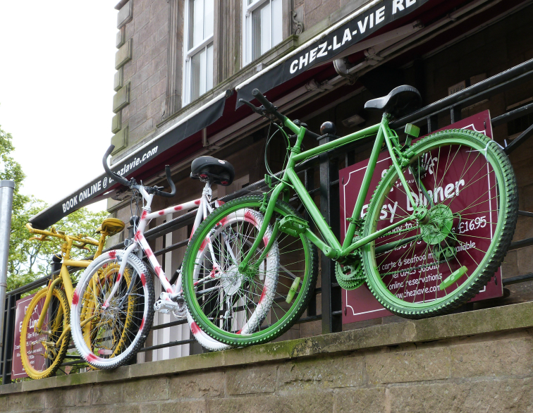 Tour de France bikes outside Chez la Vie, Harrogate Tour de France bikes outside Chez la Vie, Harrogate