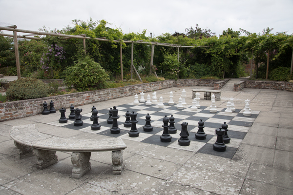 Giant chess, Burton Agnes