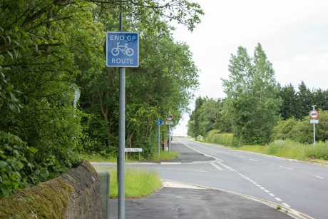 End of route sign, Harrogate