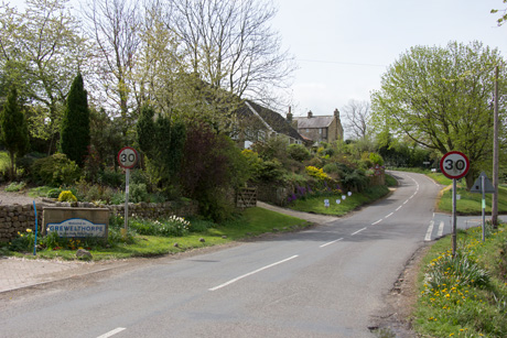 Entrance to Grewelthorpe