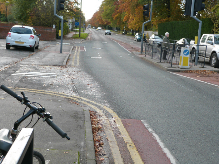 Hookstone Drive cycle lane