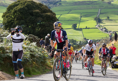 Chloe Dygert climbs Trapping Hill
