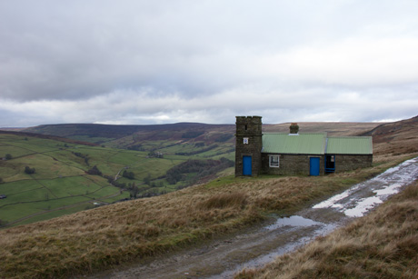 Shooting House, Dale Edge