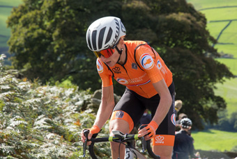 Annemiek van Vleuten on Cote de Lofthouse