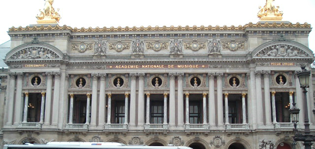 Paris Paris