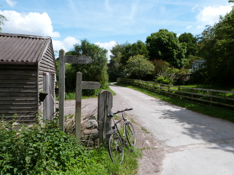 Yorkshire Showground Greenway junction with Hornbeam Park Yorkshire Showground Greenway junction with Hornbeam Park